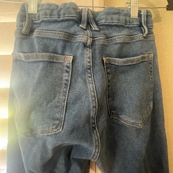 GOOD AMERICAN JEANS